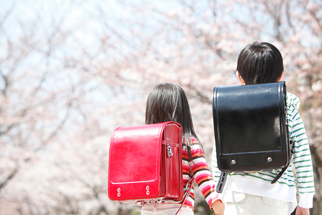 入学や就職のお祝いに